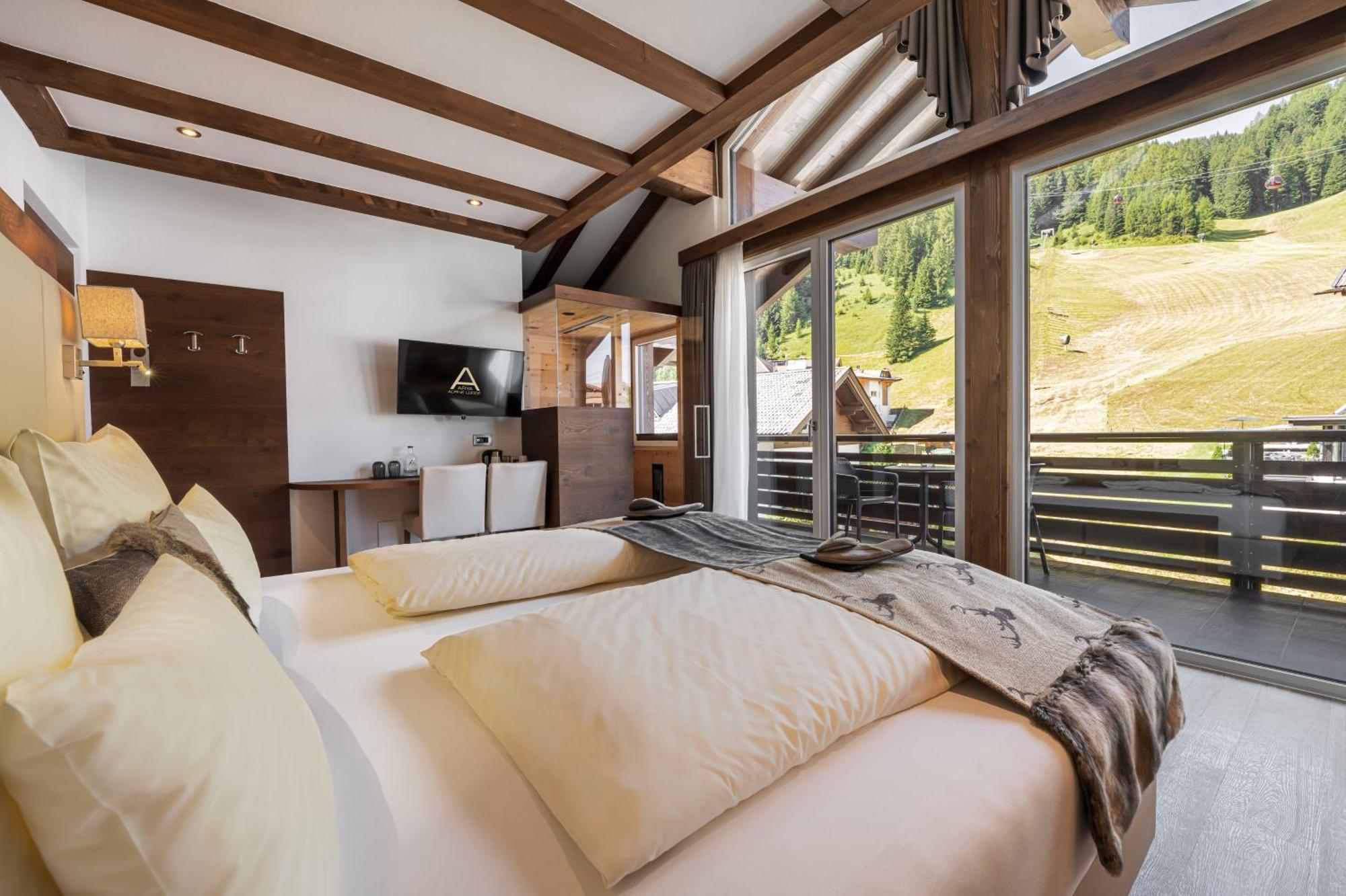 Arya Alpine Lodge Selva di Val Gardena Exterior foto